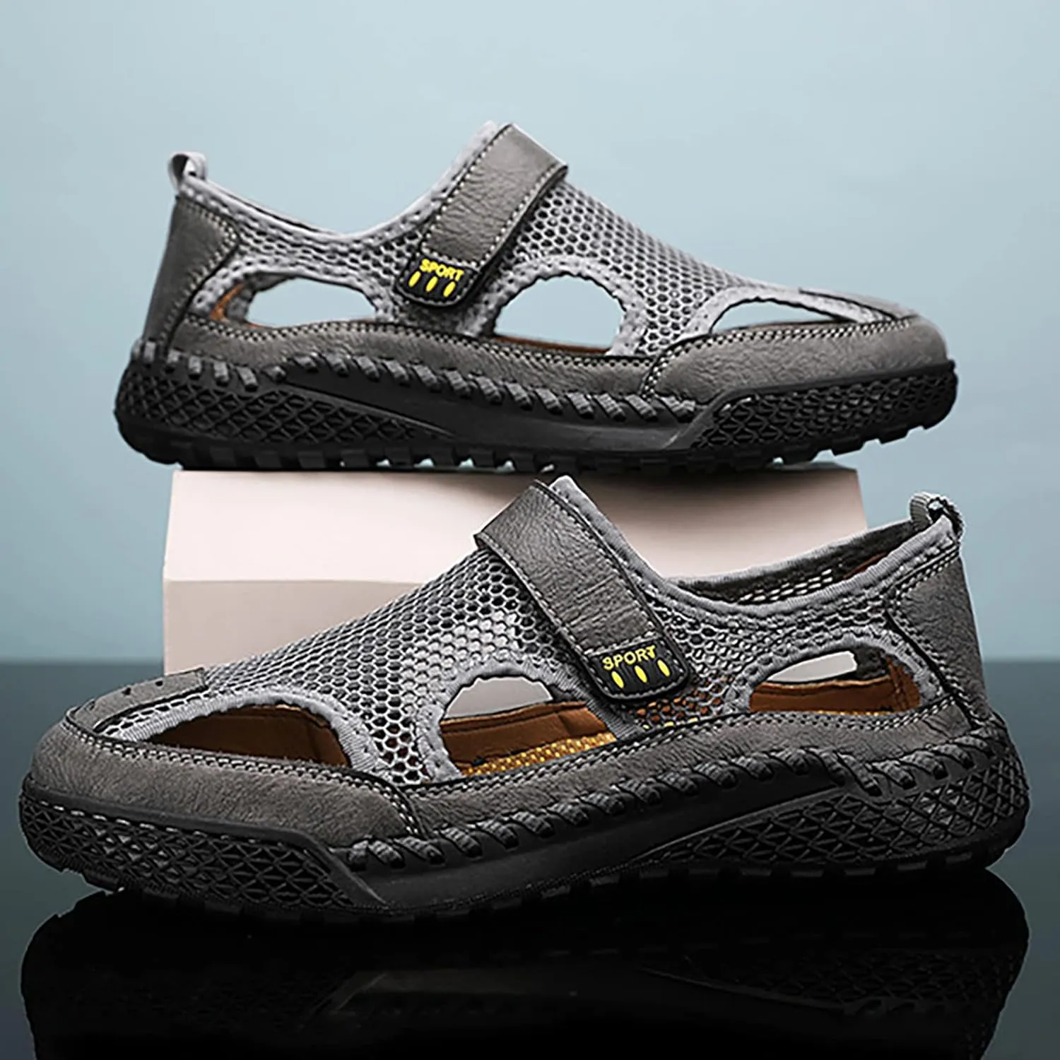 2023 Men's New Summer Breathable Versatile Trend Outdoor Handmade Large Beach Shoes Hollow Mesh Mens Slide Sandal Men's Fashi