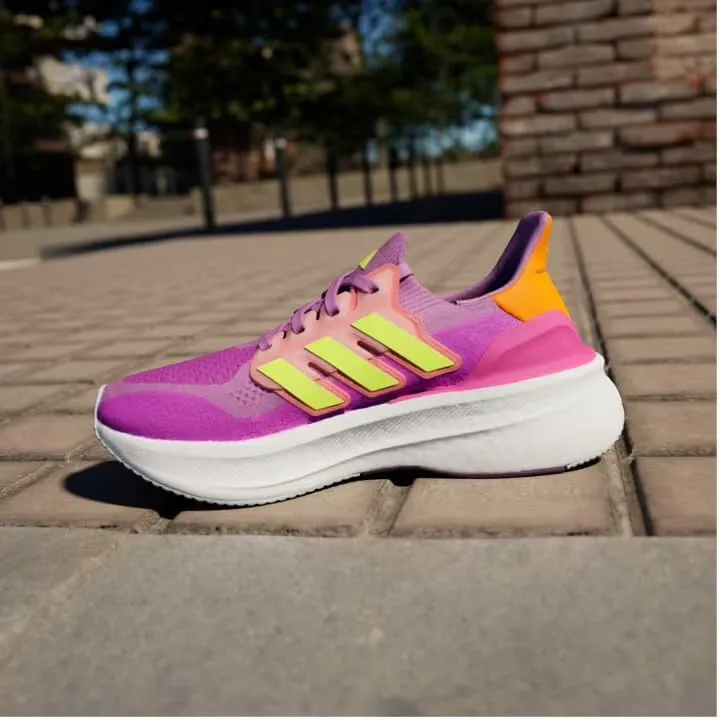 adidas Unisex-Child Ultraboost Light Sneaker