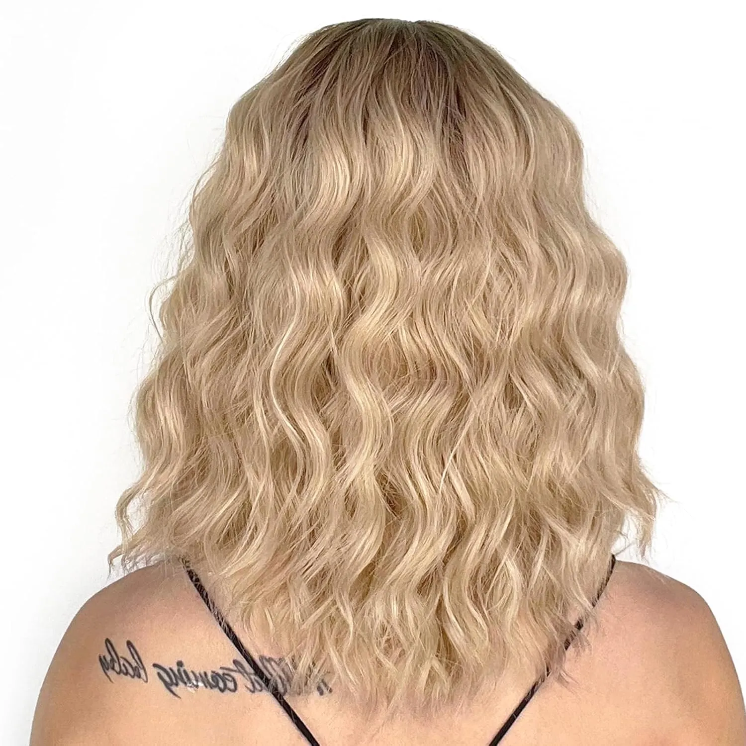 Blonde Wig with Bangs Synthetic Short Blonde Wigs for Women Dirty Blonde Wavy Wig for Daily Use