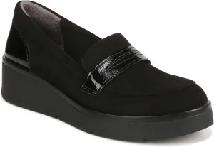 BZees Women's Fast Track Loafer