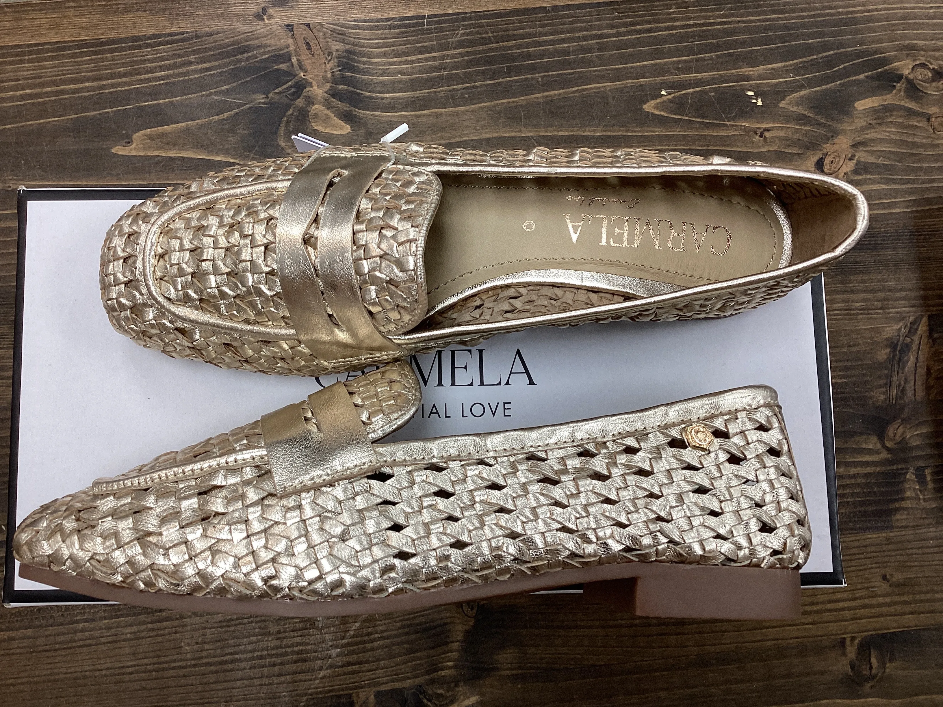 Carmela 162410 Z.PeilOro Gold Woven Leather Loafer