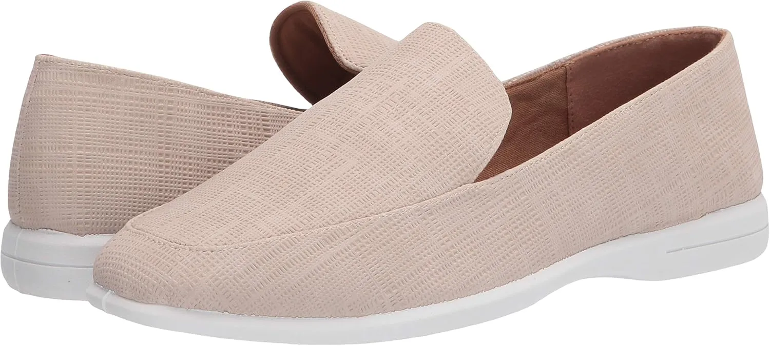 CL by Chinese Laundry Women's Calming Loafer Flat