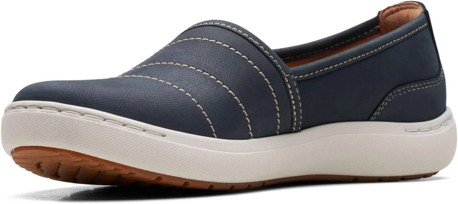Clarks Women's Nalle Violet Loafer