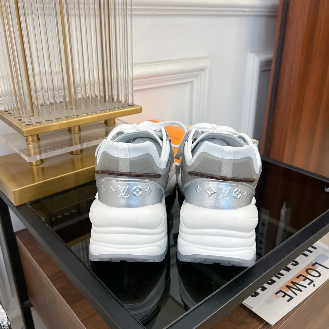 DARK Vuitton Quick offer 55 SNEAKER RUN GRAY Louis End-to-end encryption