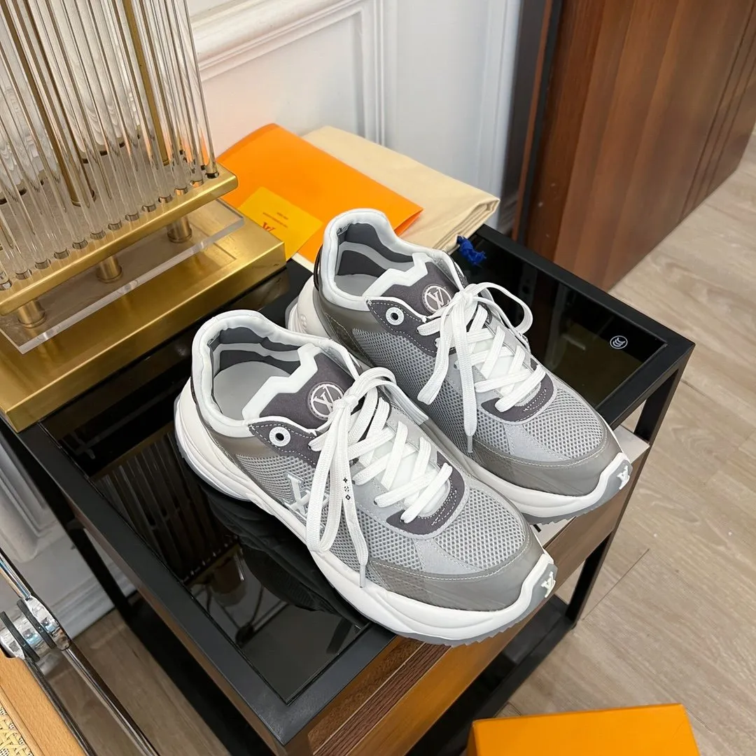 DARK Vuitton Quick offer 55 SNEAKER RUN GRAY Louis End-to-end encryption