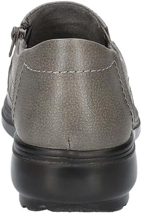Easy Street Women's Maple Sneaker