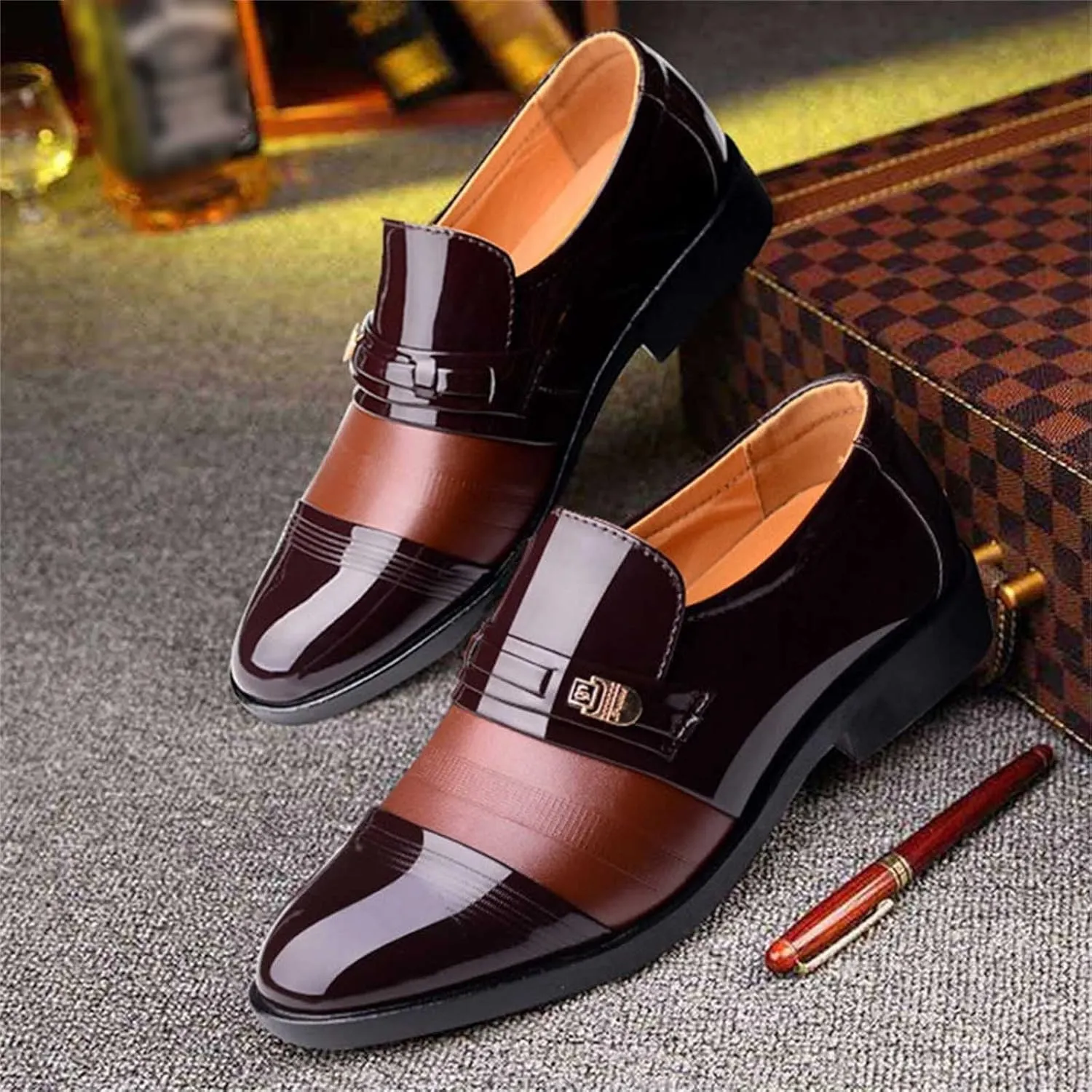 Fashion Summer and Autumn Men Leather Shoes Pointed Toe Low Heeled Slip On Hollow Breathable Men High Top Leather Shoes Men's