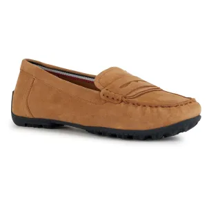 Geox Women's D Kosmopolis Moccasins in Camel