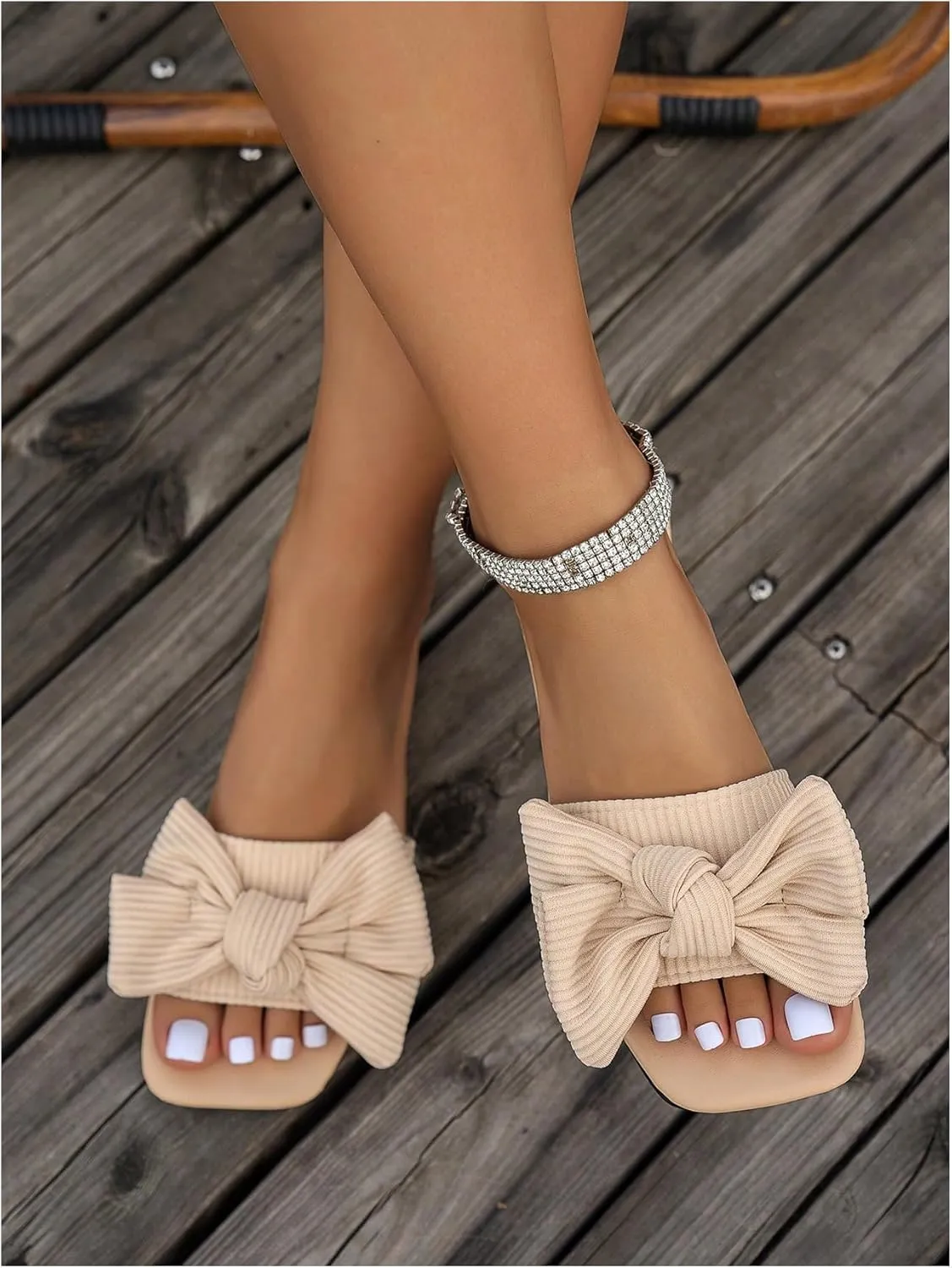 GORGLITTER Women's Bow Knit Flat Sandals Slip On Open Toe Vacation Beach Slide Sandals