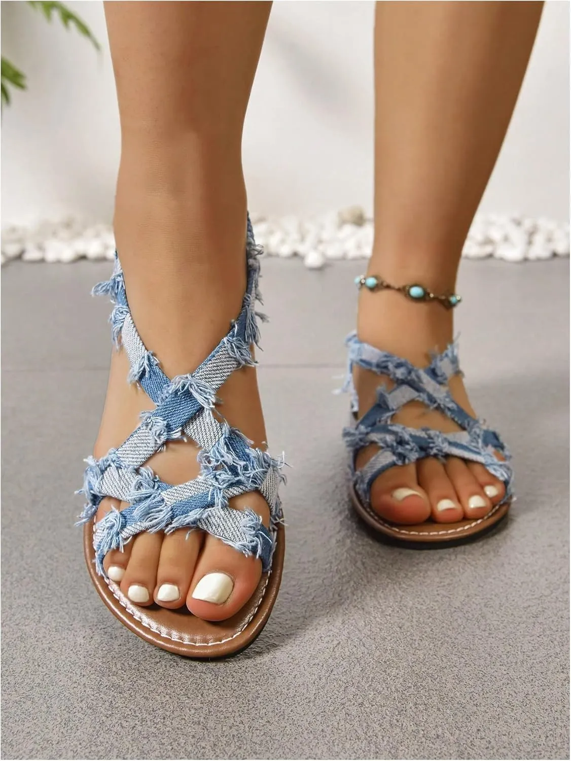 GORGLITTER Women's Leopard Strappy Flat Sandals Y2K Criss Cross Strap Open Toe Slingback Cheetah Slide Sandals
