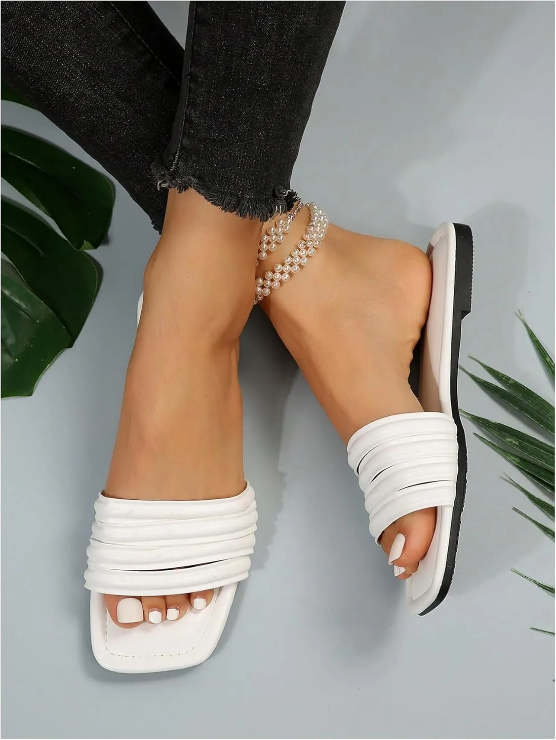 GORGLITTER Women's Metallic Flat Sandals Comfortable Open Toe Slide Sandals