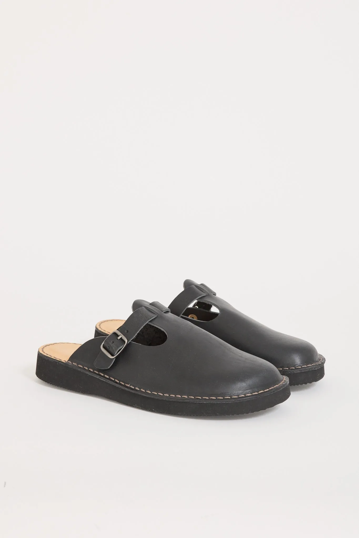 Gudalar Black