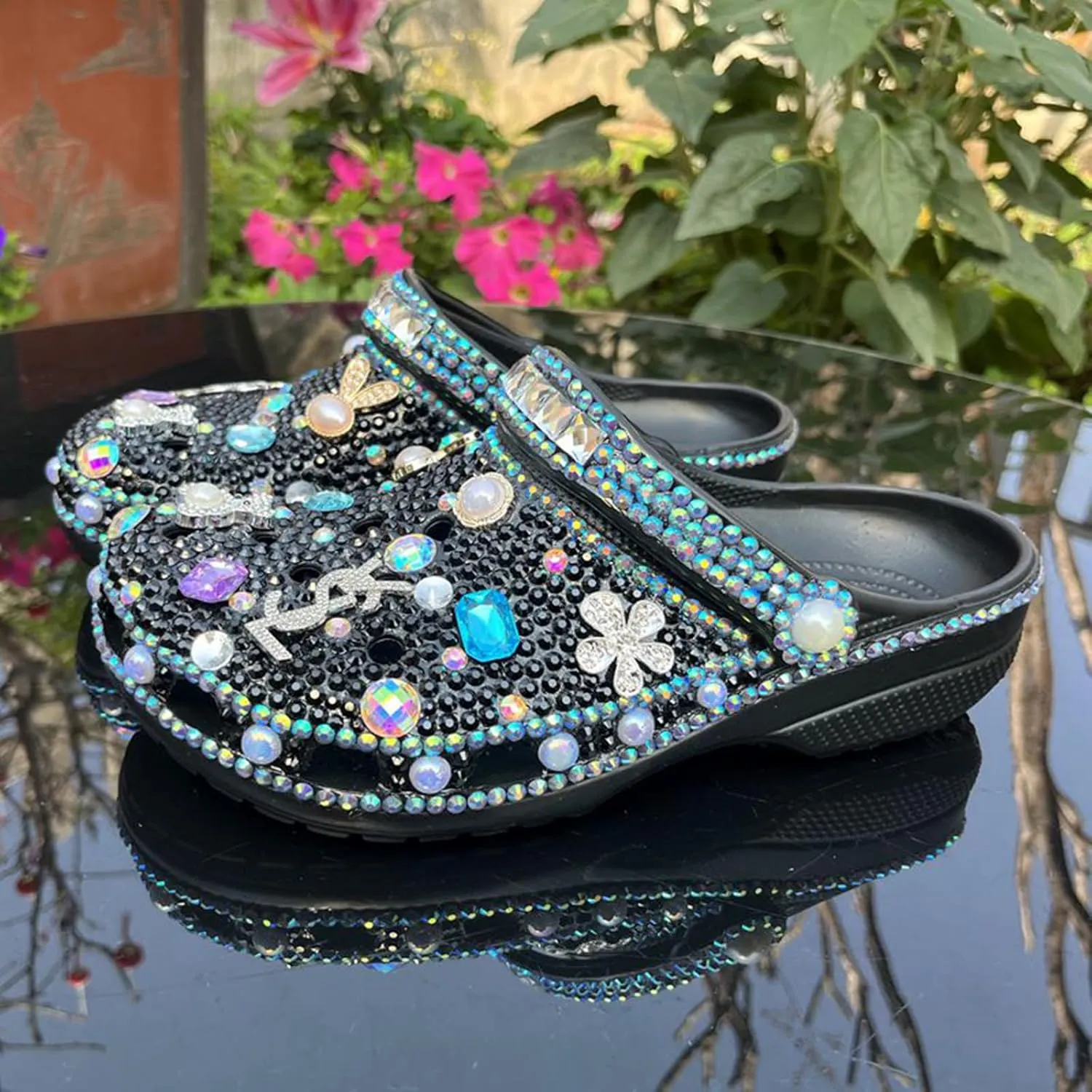 Hanfike Womens Casual Fashion Slide Mules with Rhinestone Closed Toe Comfort Flats