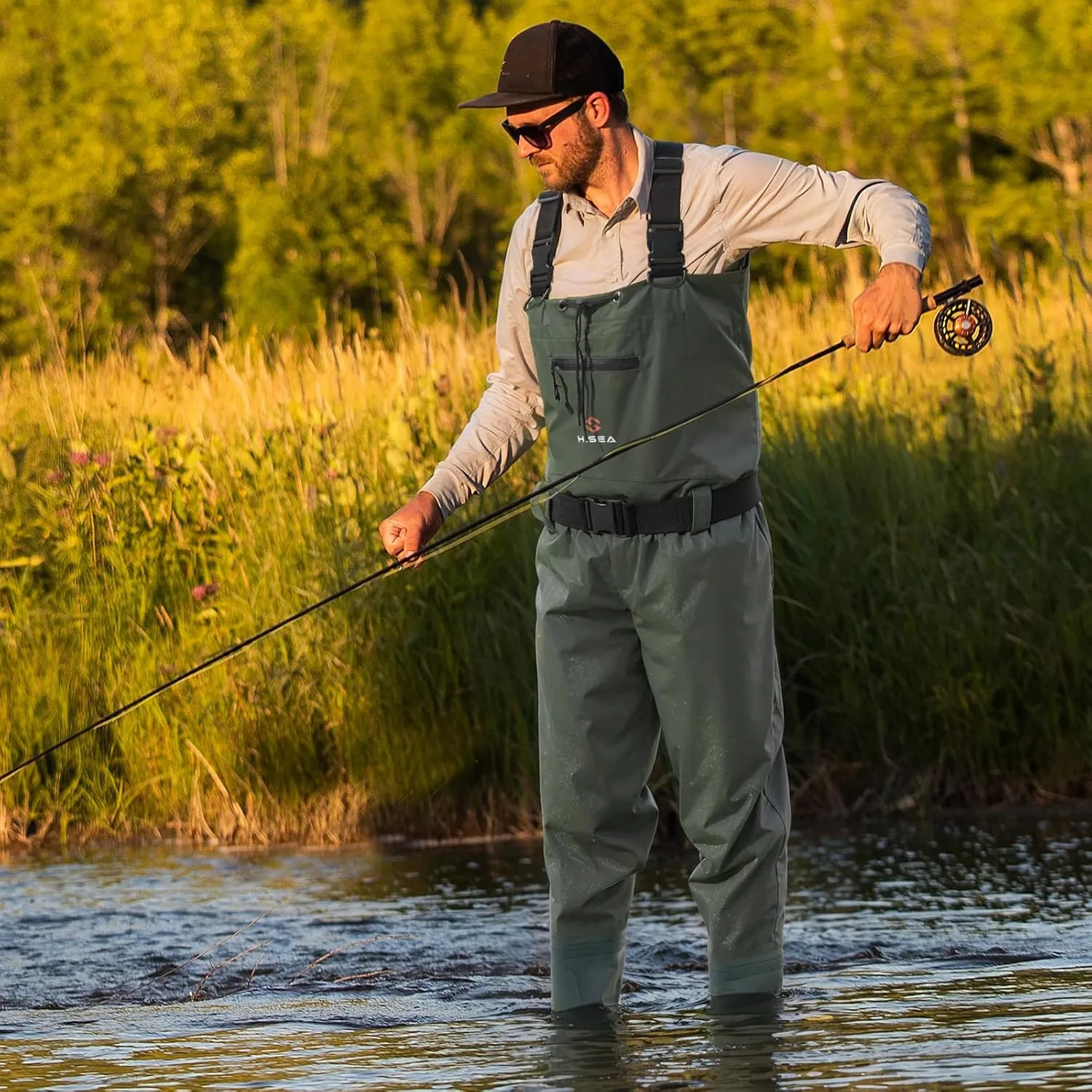 HISEA Bootfoot Chest Wader for Men Women 2-Ply Nylon/PVC Waterproof Mesh lining Fishing Hunting Waders with Boot Hanger
