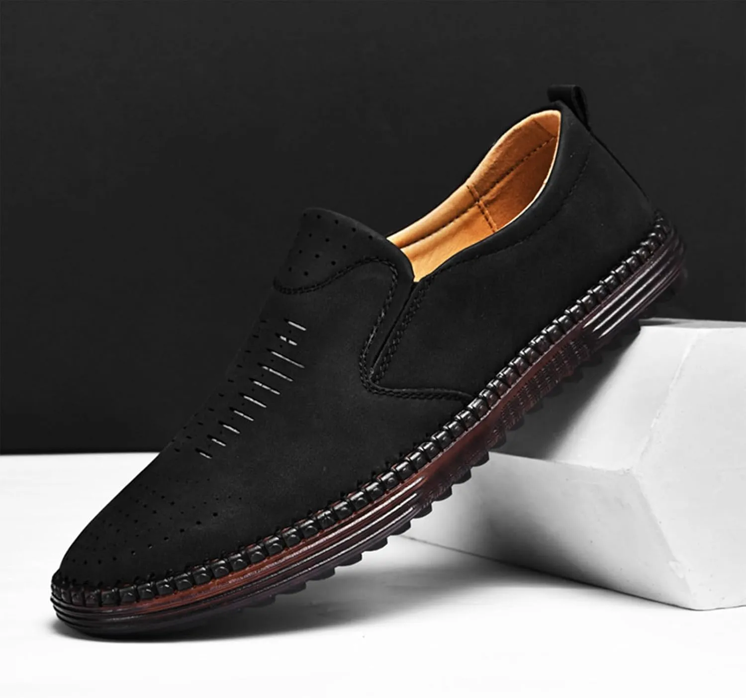 Men's Hand-Sewn Leather Flat Loafers Comfortable Cowhide Soles Non-Slip Slip-On Walking Shoes Summer Breathable Driving Shoes