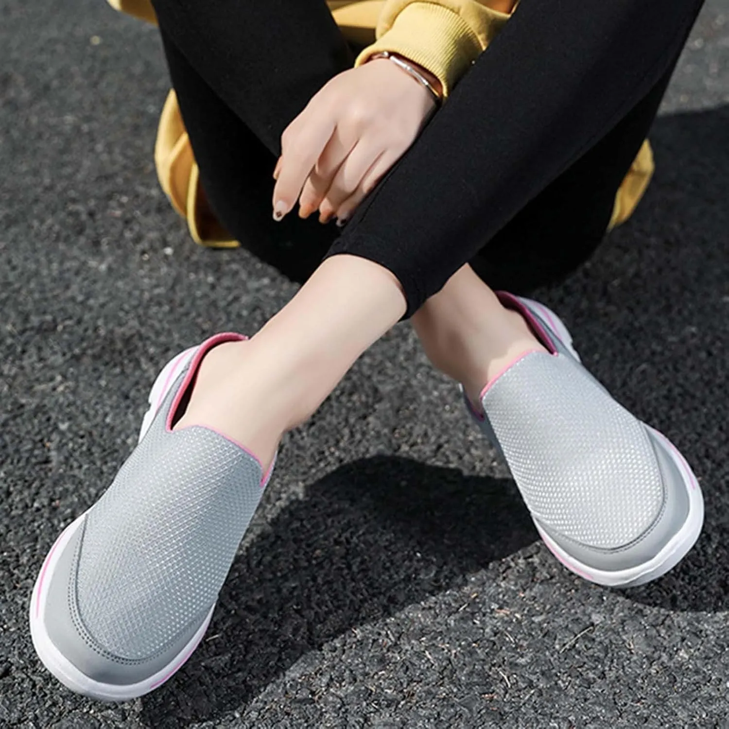 Mens Loafers & Slip-Ons Comfortable Breathable Flat Soled Slip On Mesh Heelless Casual Shoes for Men and Women