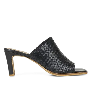 Mule in braided leather