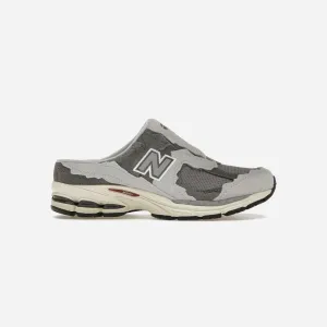 New Balance 2002R Mule Protection Pack Rain Cloud