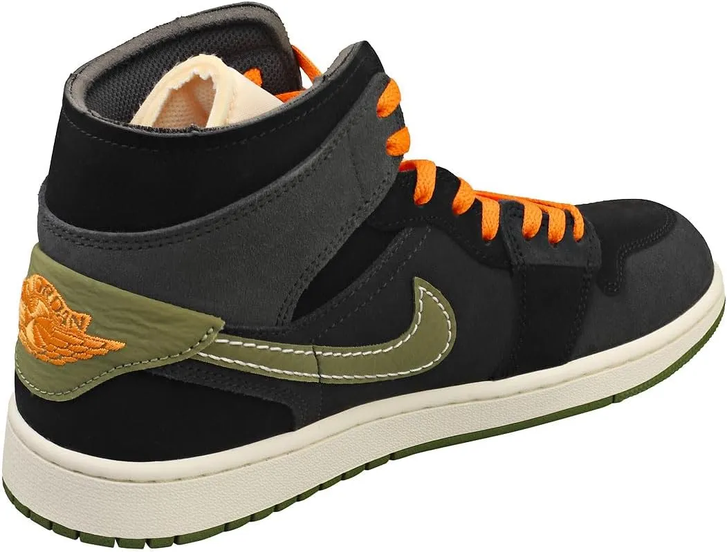 Nike Men's Sneaker