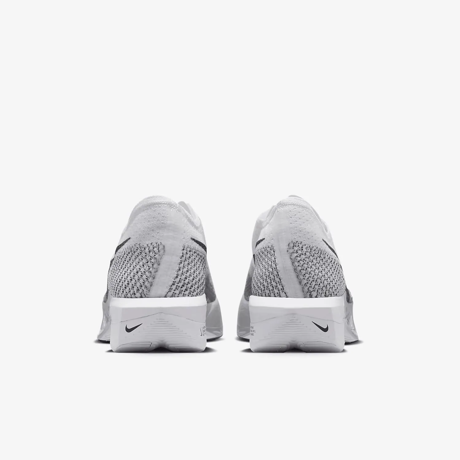 NIKE Men's Zoomx Vaporfly Next% 3 Sneaker