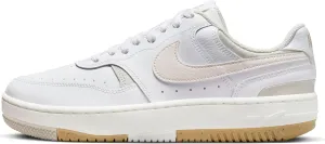 Nike Women's Gamma Force Shoes Sneaker, White/Phantom-Light Bone-Sanddrift, 10.5