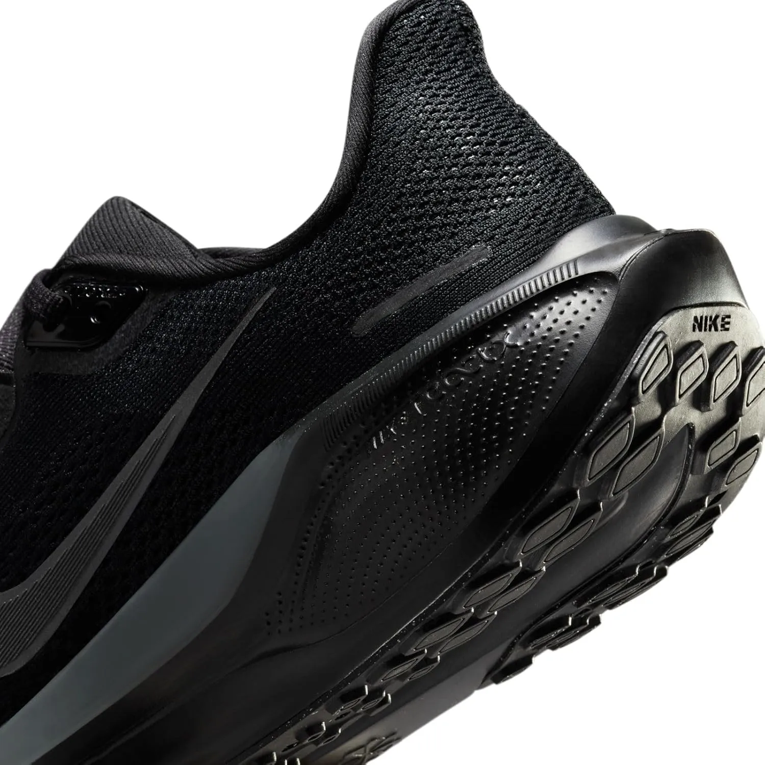 Nike Women's Pegasus 41 Sneaker