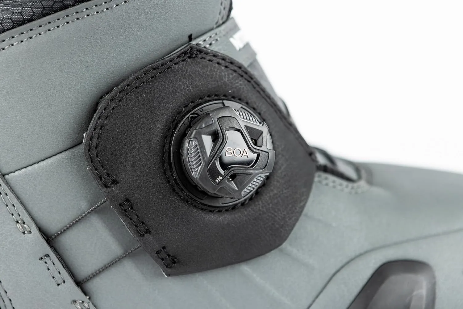 Nitro Men's Snowboards Profile Step On TLS All Mountain Freeride Freestyle Premium Quick Lacing System Step On Boot Snowboard Boot