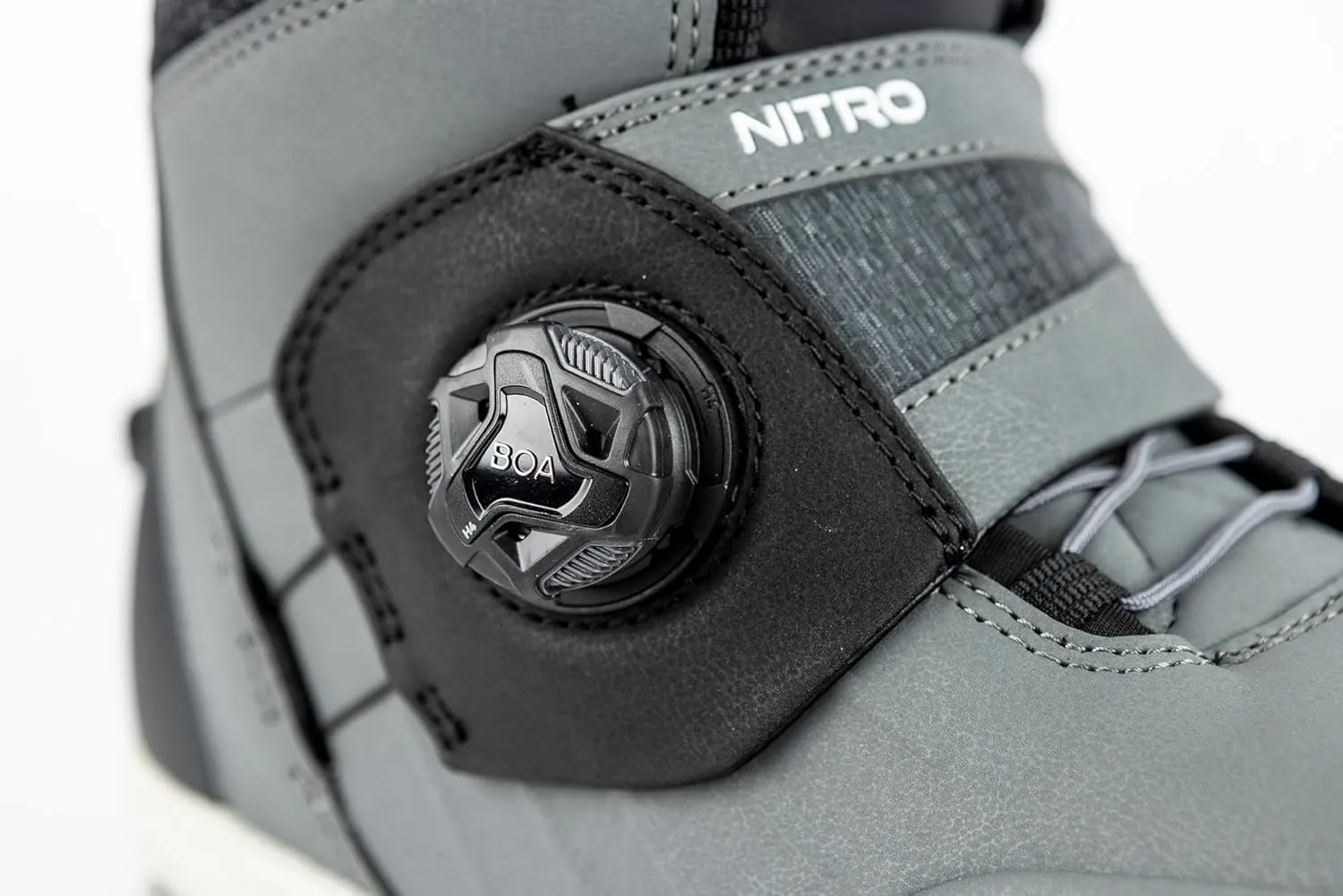 Nitro Men's Snowboards Profile Step On TLS All Mountain Freeride Freestyle Premium Quick Lacing System Step On Boot Snowboard Boot