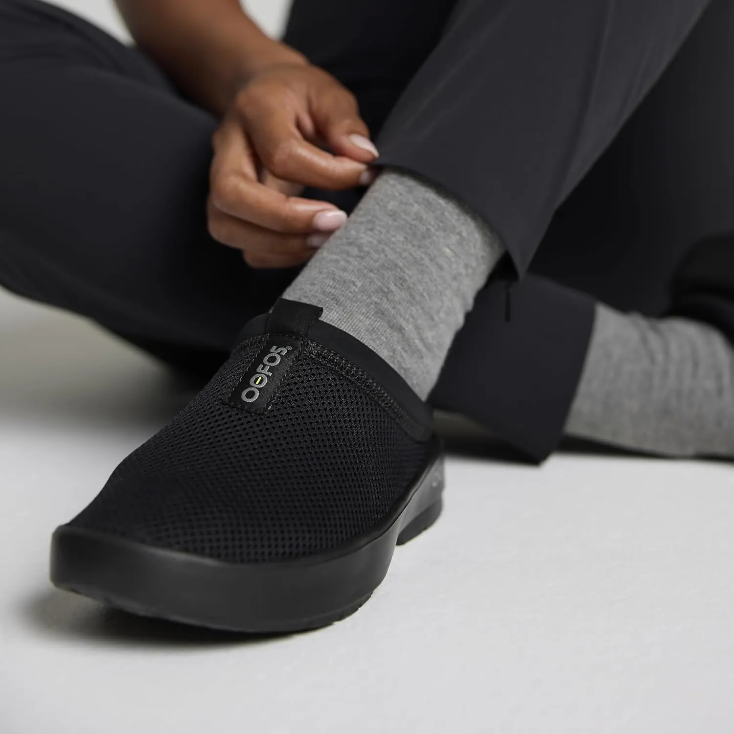 OOFOS OOcoozie Sport Recovery Mule Shoe