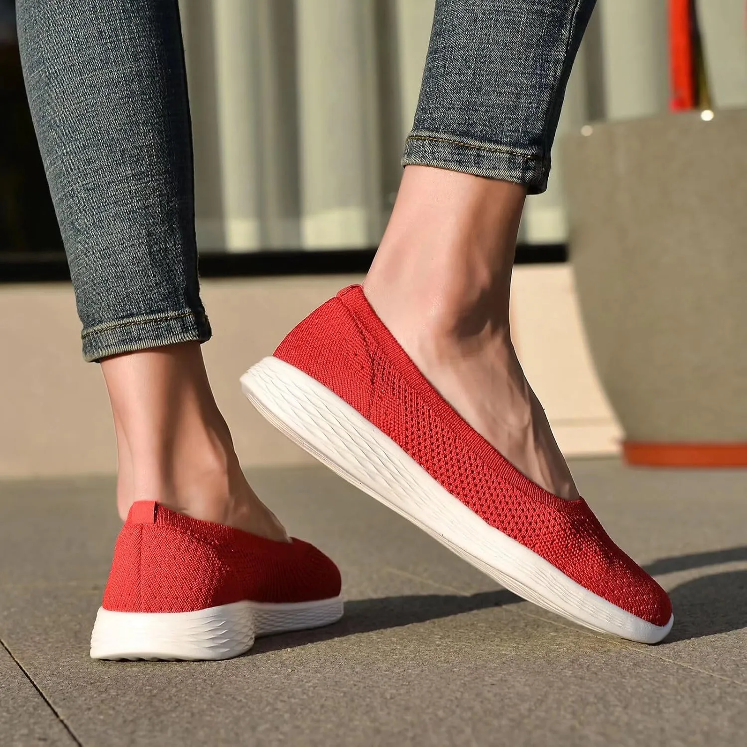poemlady Women's Slip on Loafer Shoes - Mesh Casual Ballet Flat Nurse Walking Sneakers Round Toe Knit Casual Memory Foam Shoes
