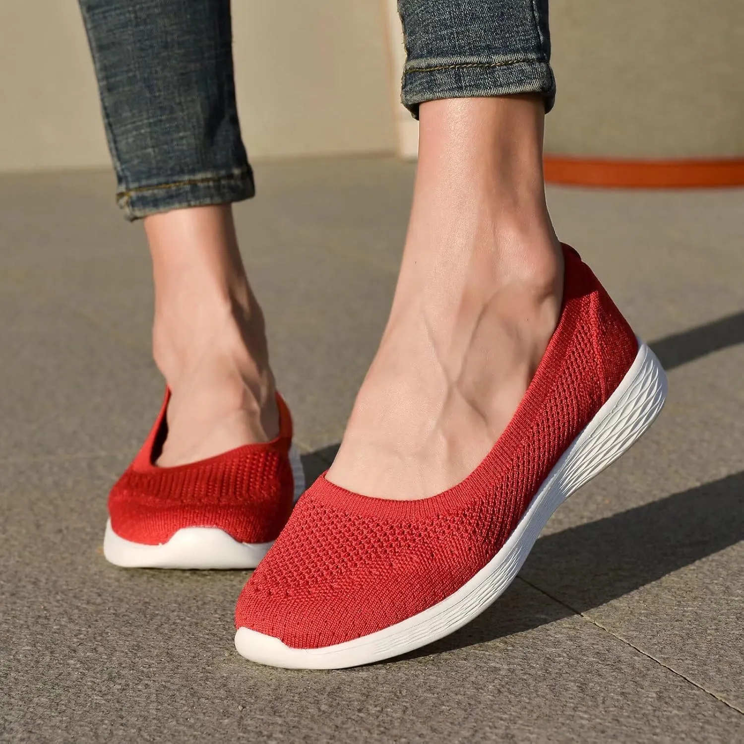 poemlady Women's Slip on Loafer Shoes - Mesh Casual Ballet Flat Nurse Walking Sneakers Round Toe Knit Casual Memory Foam Shoes