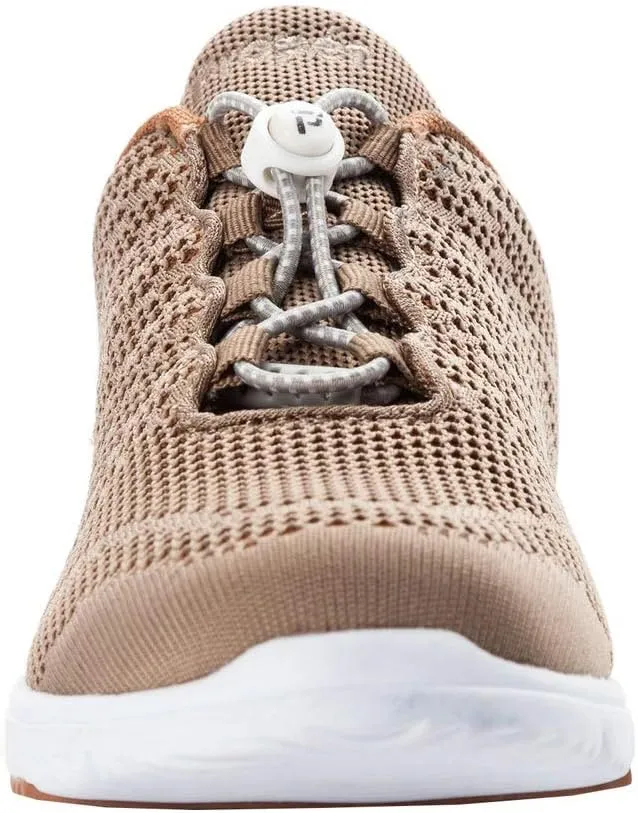 Propét Women's Travel Walker Evo Sneaker