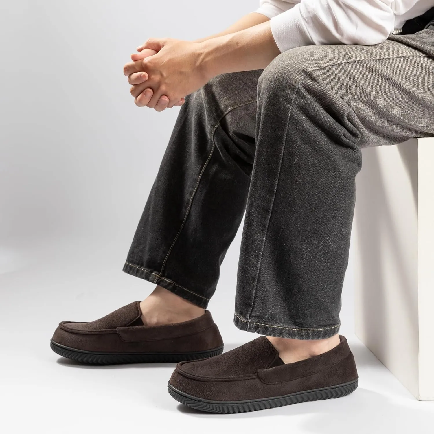 RockDove Men's Alexander Flannel Lined Loafer Slipper