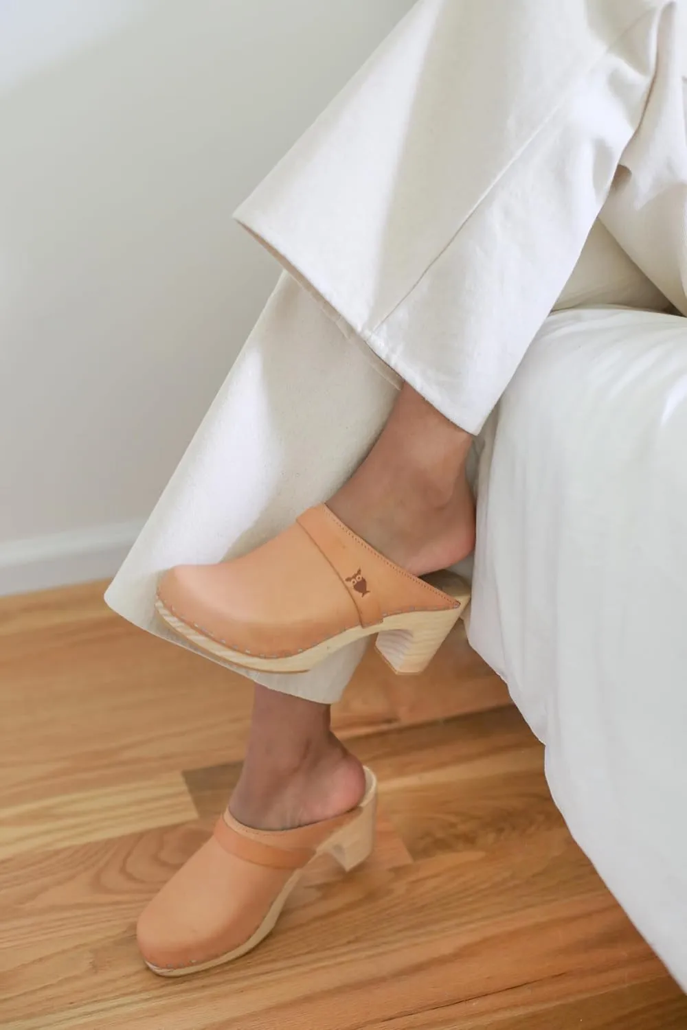 Sandgrens Handmade Swedish Wood Clogs for Women, High Rise Mule | Maya