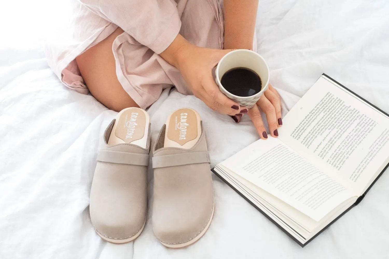Sandgrens Handmade Swedish Wood Clogs for Women, Low Heel Mule | Tokyo