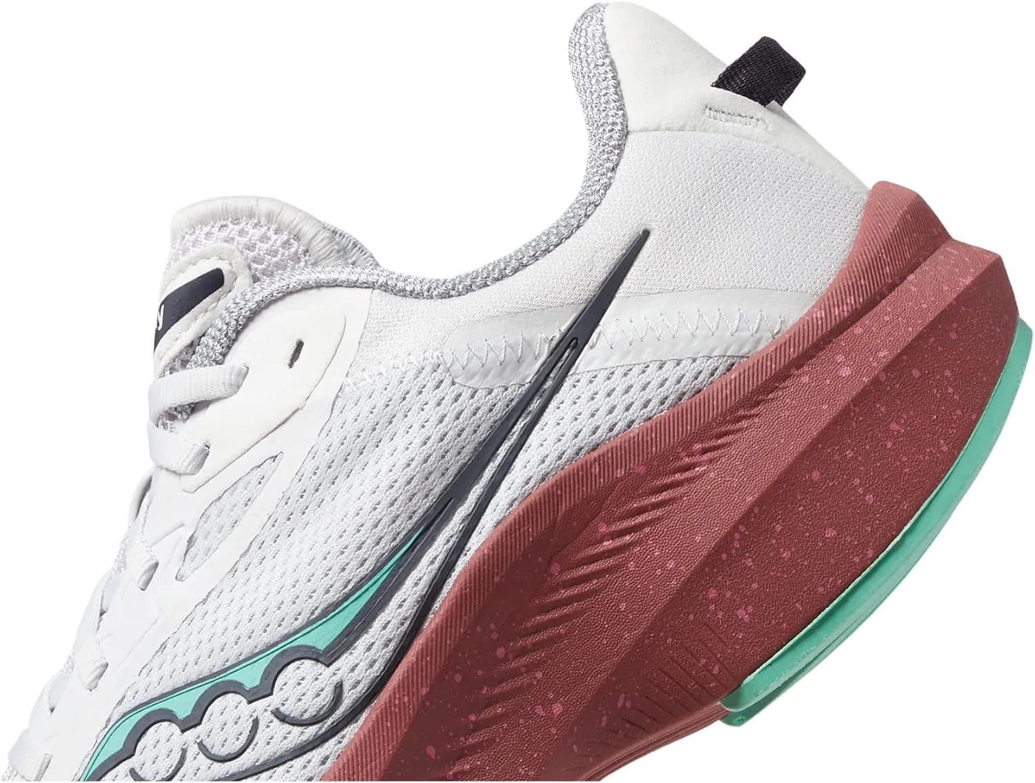 Saucony Women's Axon 3 Sneaker