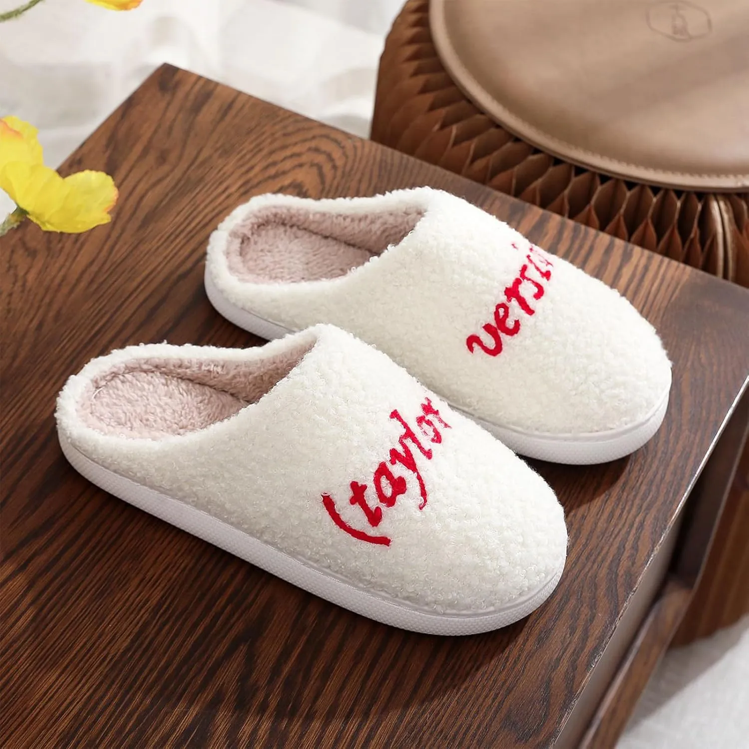 sharllen Kids Taylors Slippers Boys Girls 1989 Cute House Slippers Comfy Warm Fuzzy Flat Slides for Home Indoor Shoes Little/Big Kids