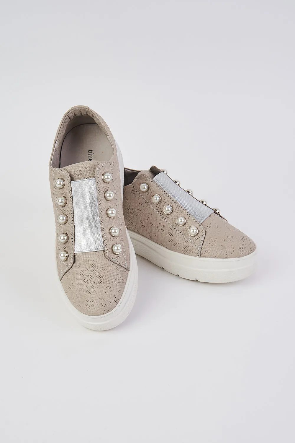 Silver Pearl Sneaker - Silver