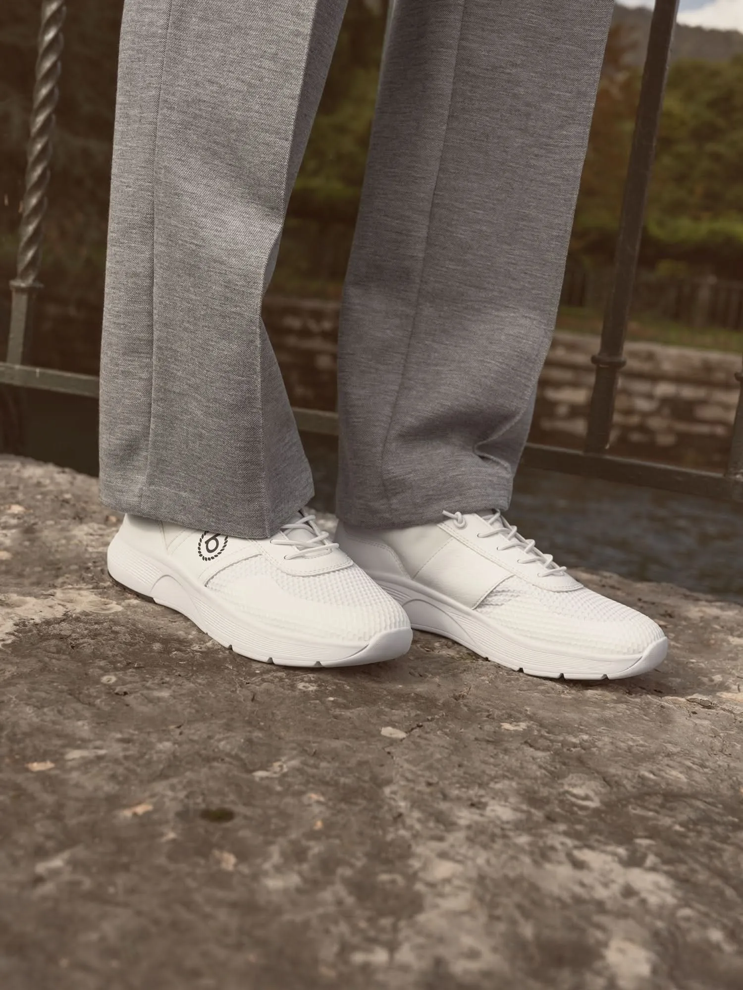 Sneaker weiß