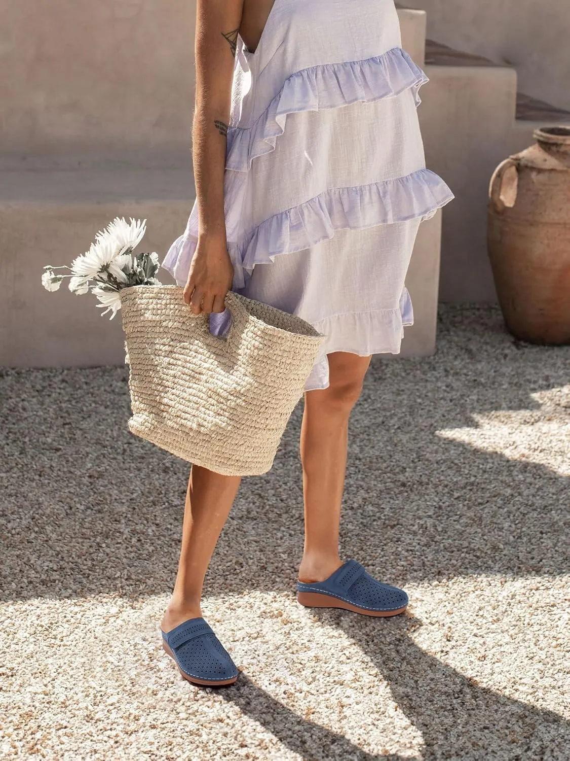 TEMOFON Mules for Women Slip on Sandals: Comfortable Clogs with Arch Support Leather Flats Closed Toe Sandals Shoes