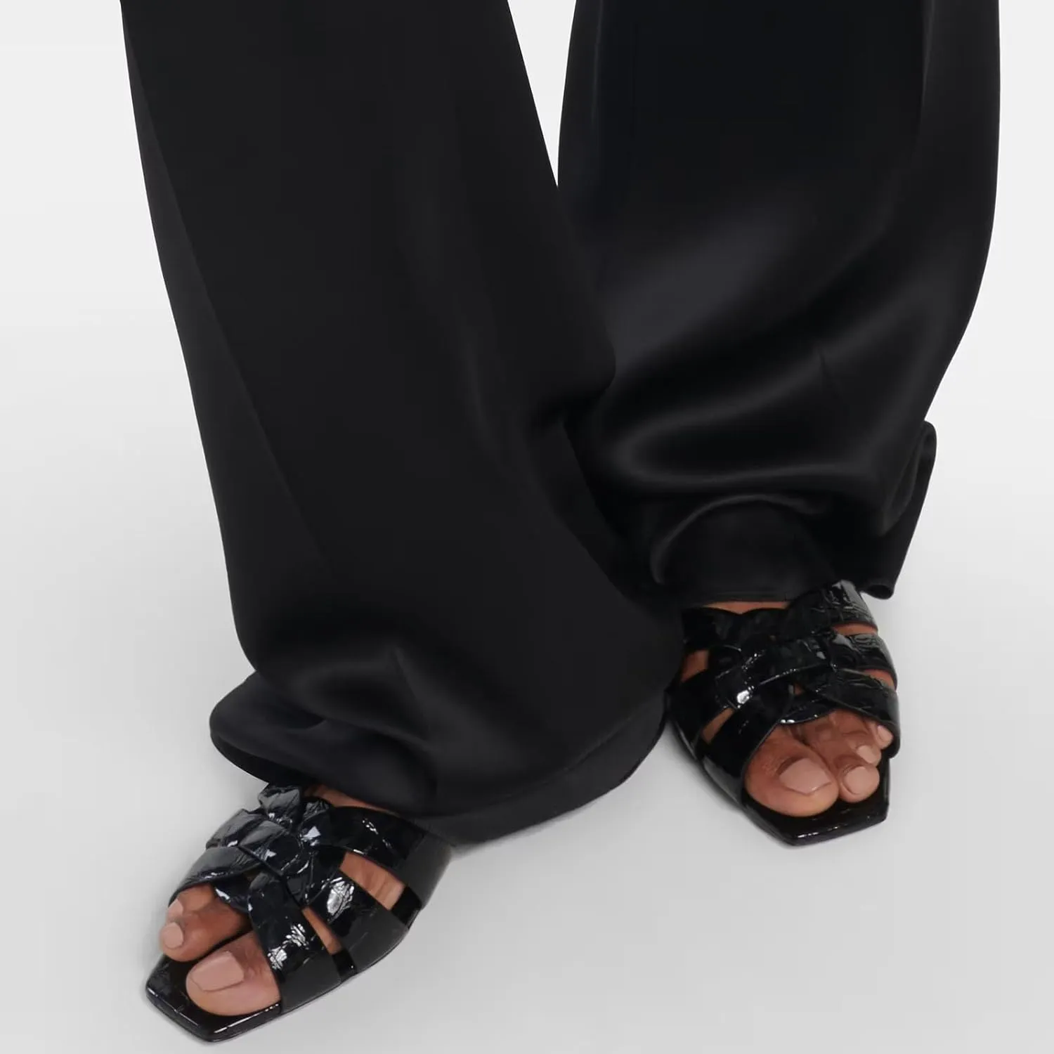 THESHY Women's Flat Sandals Square Toe Patent Leather Comfortable Slip on Slippers Casual Summer Dressy Beach Slide Sandals for Women
