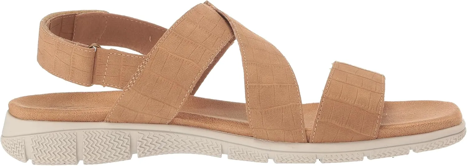 Trotters Women's Uma Loafer