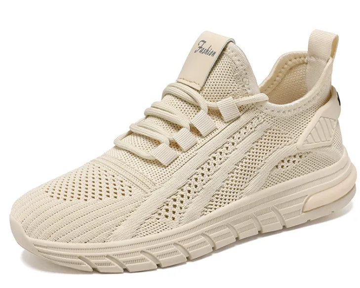 Ultra light tennis sneaker