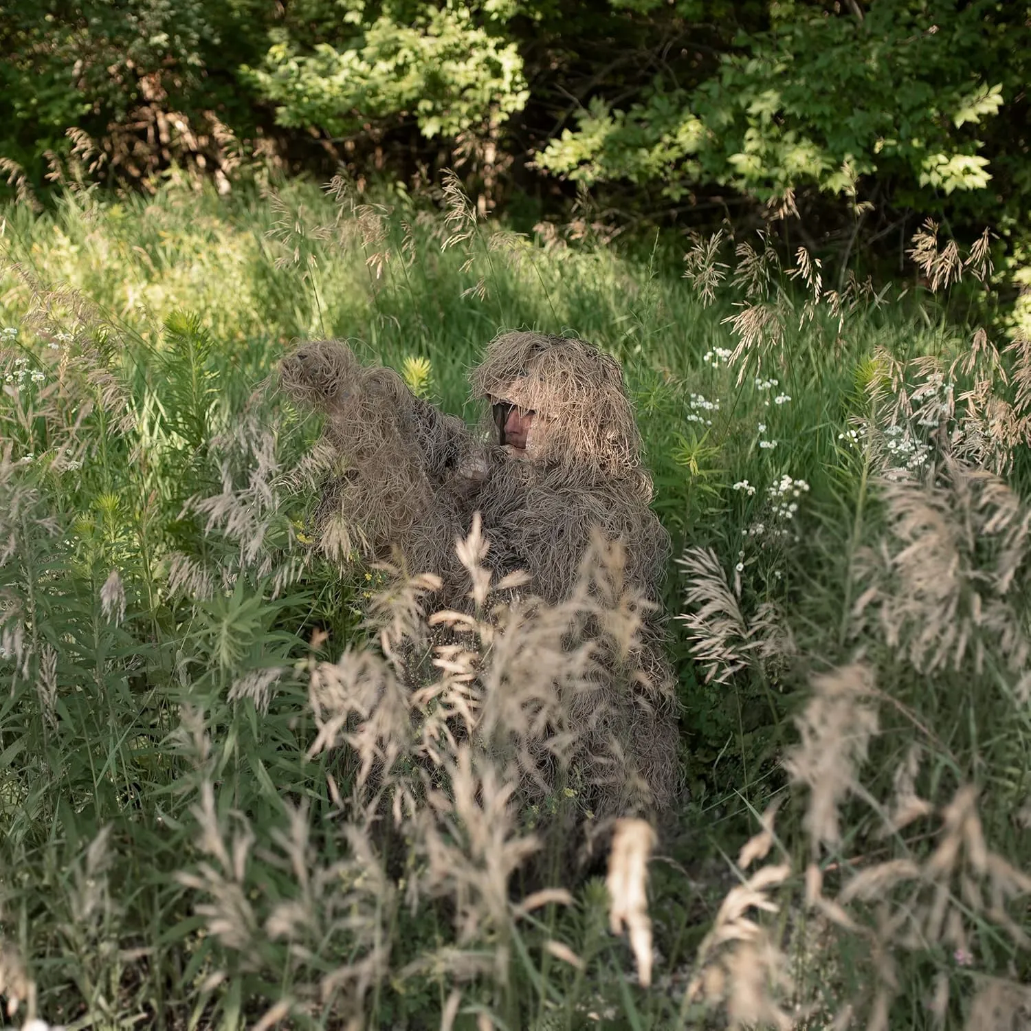 VIVO Ghillie Suits, Adult and Youth Sizes, Dry Grass, Leaf, and Woodland Camo Styles