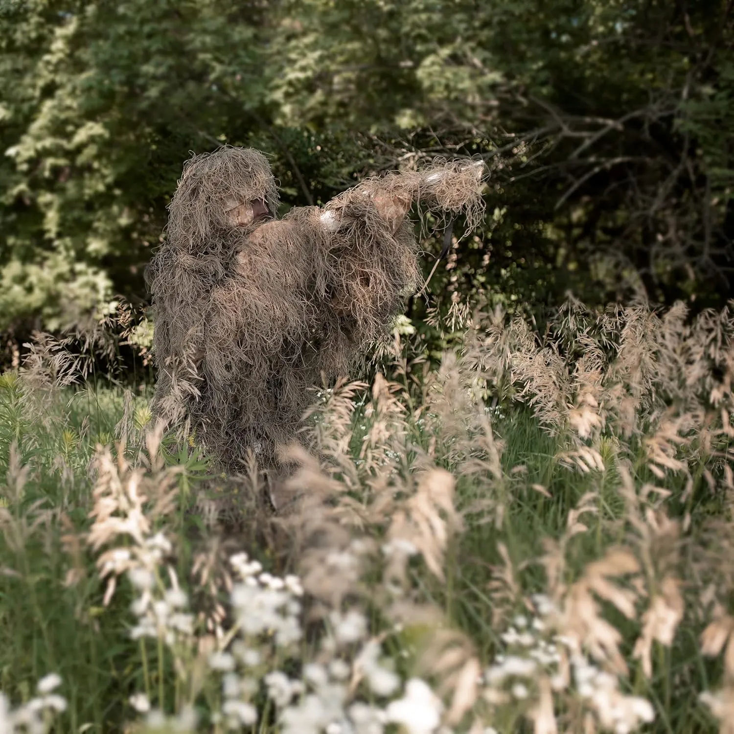 VIVO Ghillie Suits, Adult and Youth Sizes, Dry Grass, Leaf, and Woodland Camo Styles