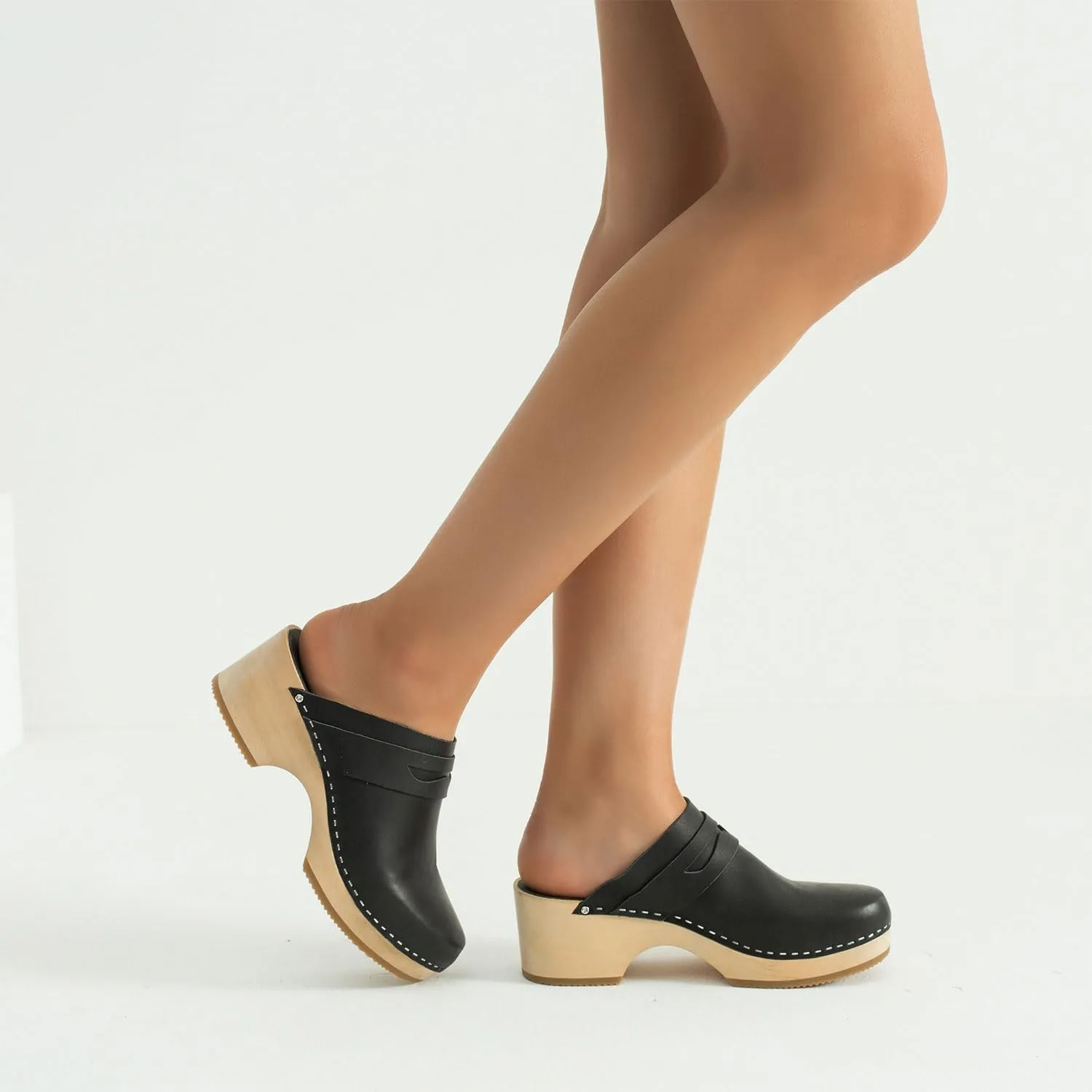 Women's Handmade Wooden Clog Mule 2.3" Open Back Leather Clogs Classic Clogs Mule for Long-Lasting Wear