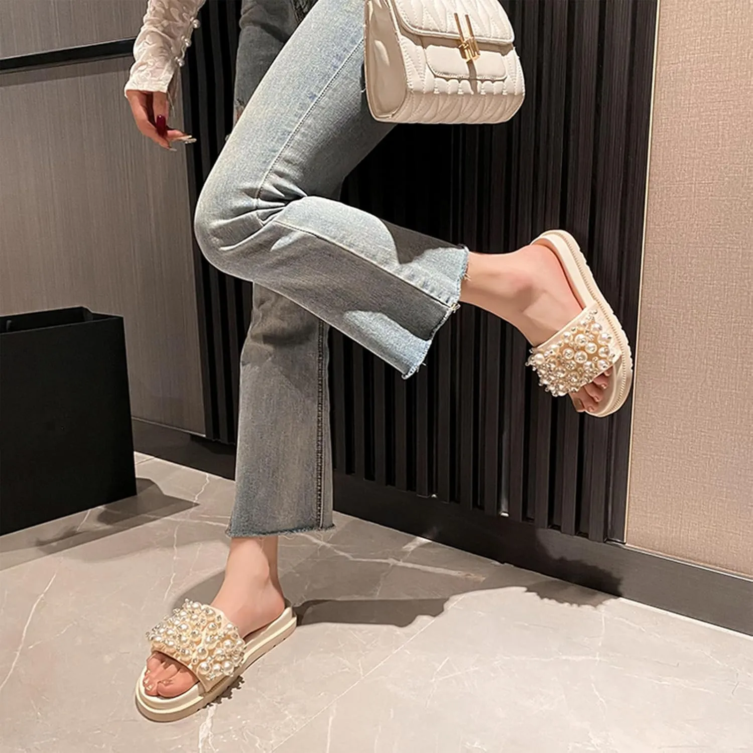 Women's Pearl Platform Sandals Open Toe Slip-On Flatform Cute Slide Sandals for Casual Summer Beach with Soft Cushioned Footbed